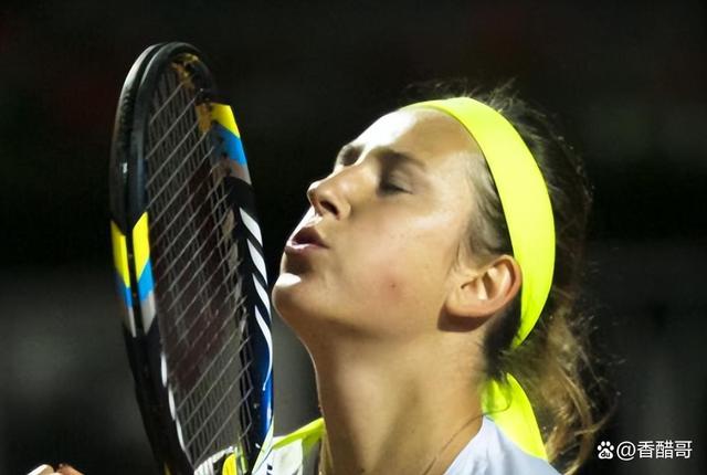 包含阿扎伦卡在美国队比赛中连败，出色防守引发热议！的词条