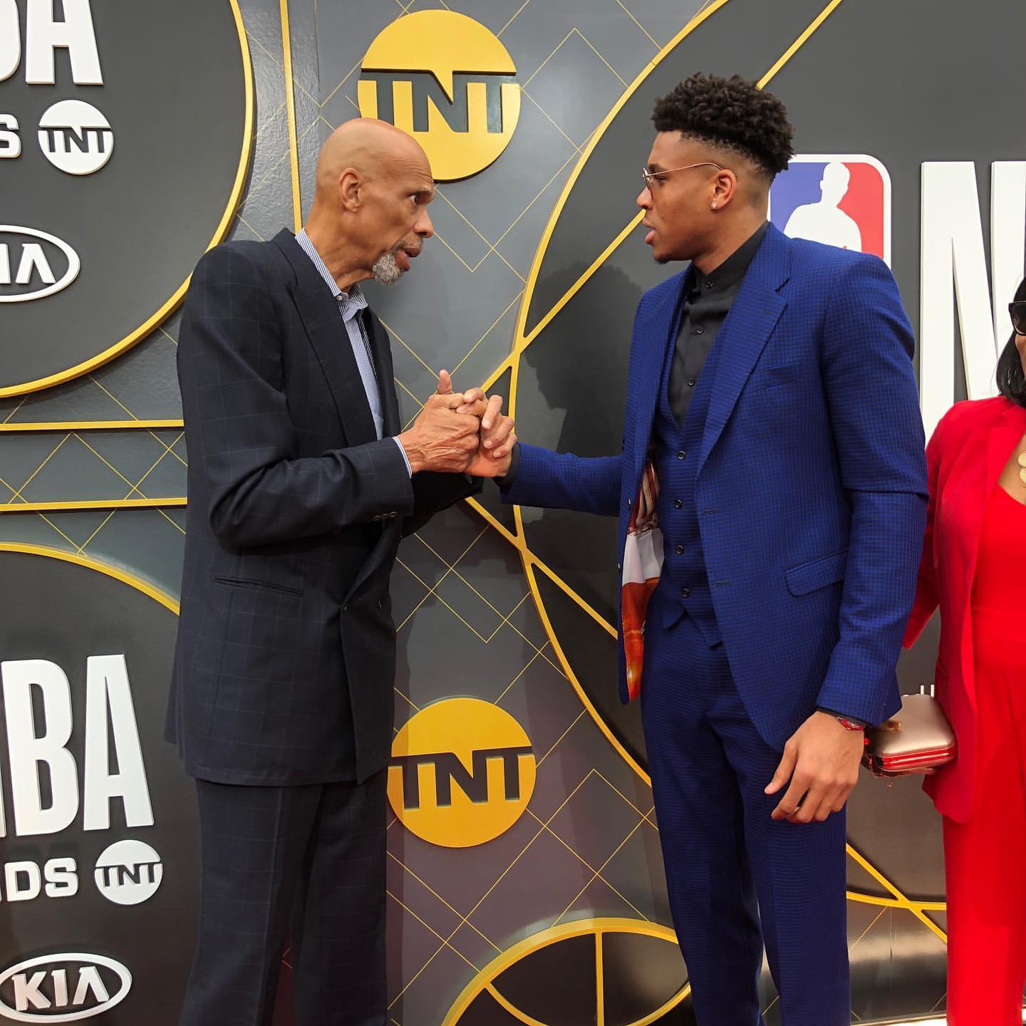 包含字母哥关键节点赛事规则更新，法国队带队取胜！的词条